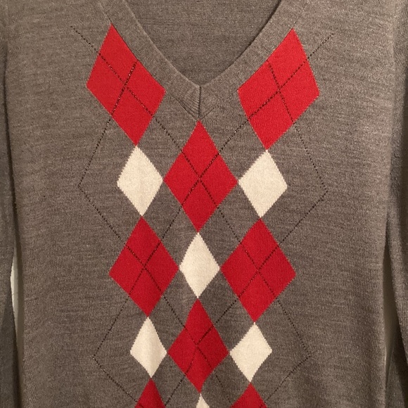 NY&C Novelty Sweater - Picture 2 of 4